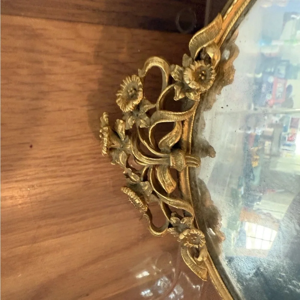 Large Vintage 24
